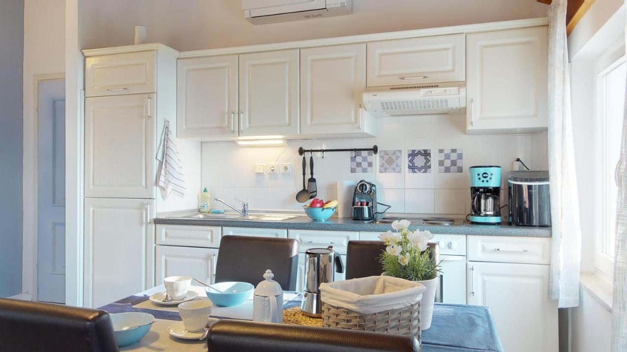 Emily Deluxe Superior 5 Star Studio Apartment, Your Piece Of Heaven With Sea & Park View Novigrad Istria Kültér fotó