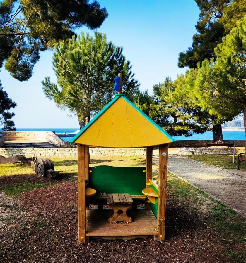 Emily Deluxe Superior 5 Star Studio Apartment, Your Piece Of Heaven With Sea & Park View Novigrad Istria Kültér fotó